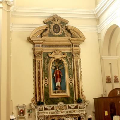 Statua Chiesa Santa Maria La Greca Putignano