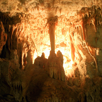Colonne Calcaree Grotta Del Trullo Putignano